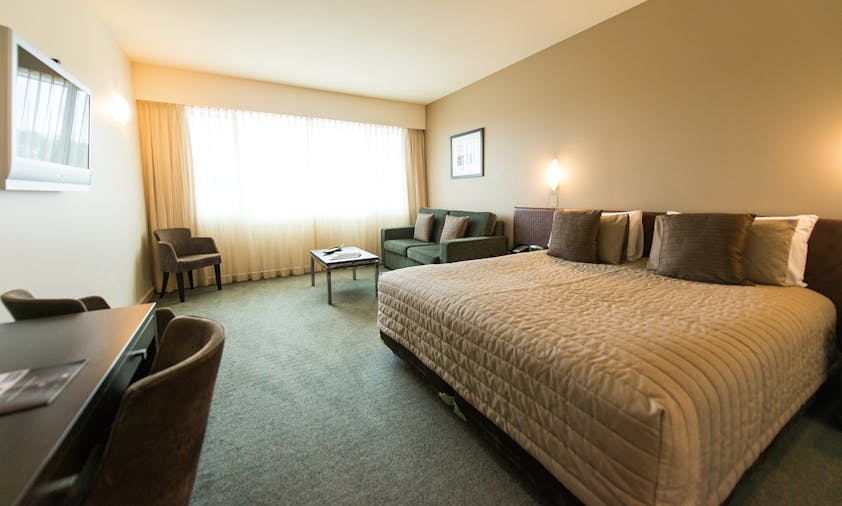 TOWN VIEW ROOM