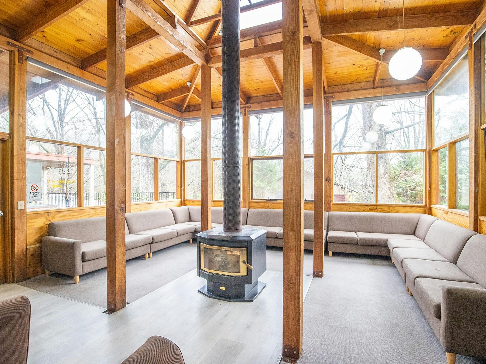 River Lodge | Lounge