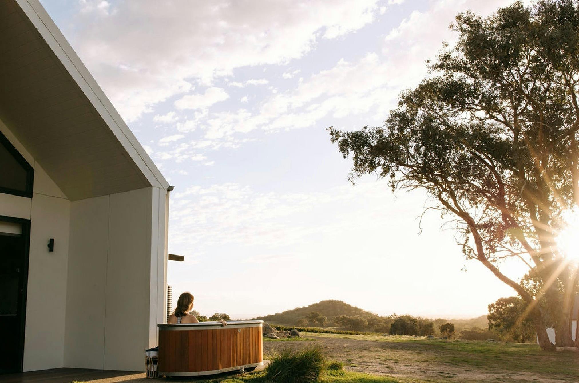 Outdoor bath