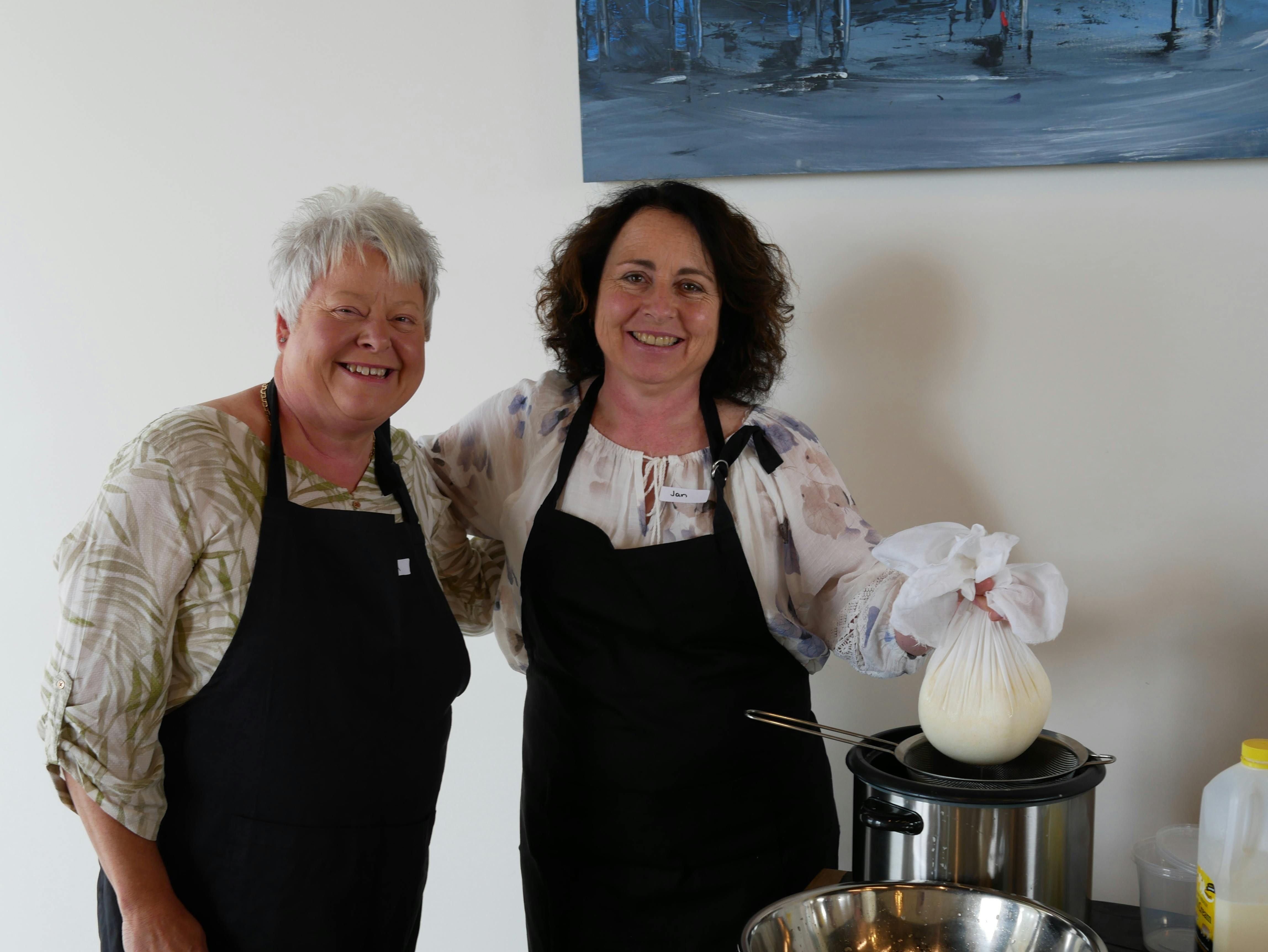 Fleurieu Food and Wine Cheese Making