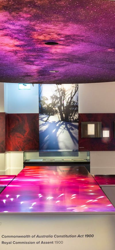 Voices / Dhuniai gallery