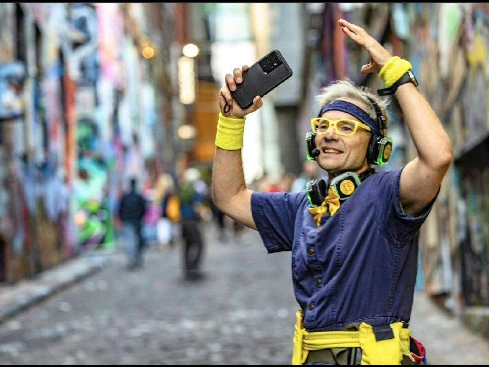 Guru Dudu Silent Disco Walking Tour,  Mr Motion, Fun Visit Melbourne activity, Taylor Swift, Dance