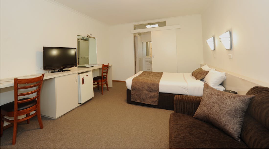 Barossa Vine Inn, VINE COURT STANDARD MOTEL ROOM Nuriootpa, Acc...
