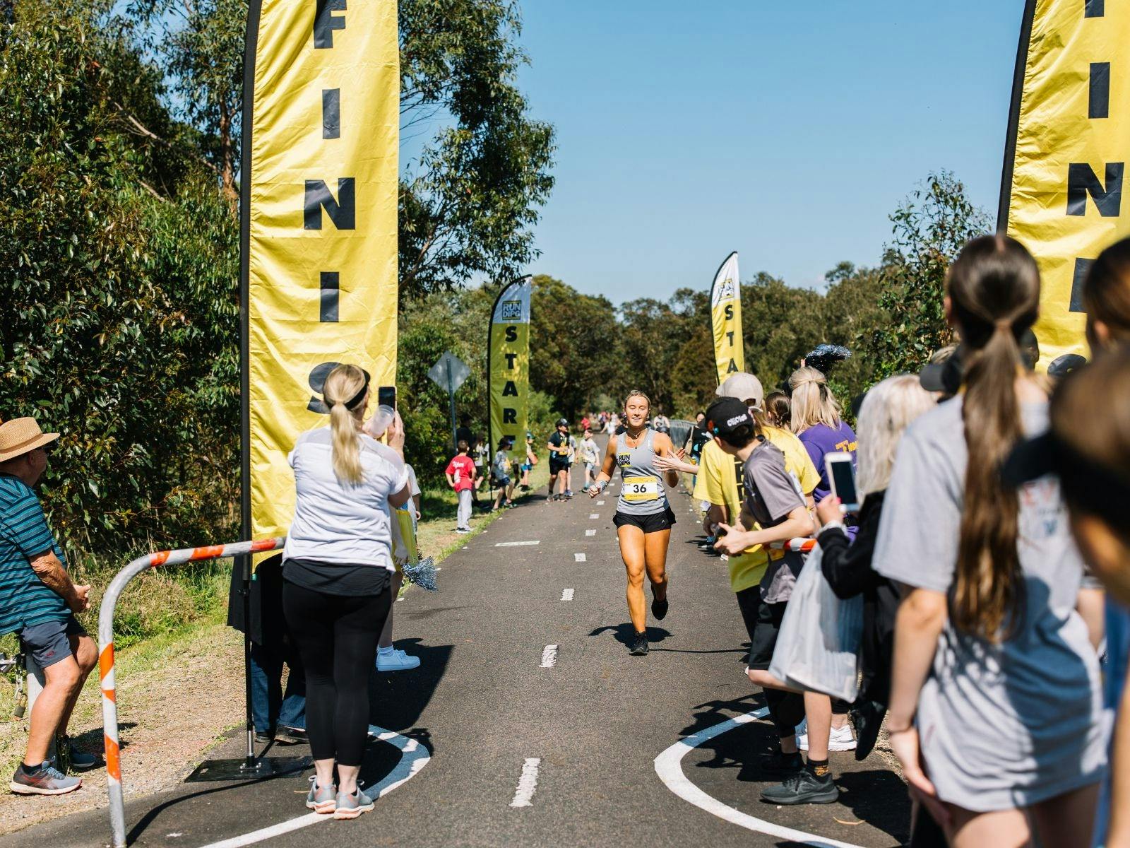 Runner racing in RUN 4 RUNDIPG 2022