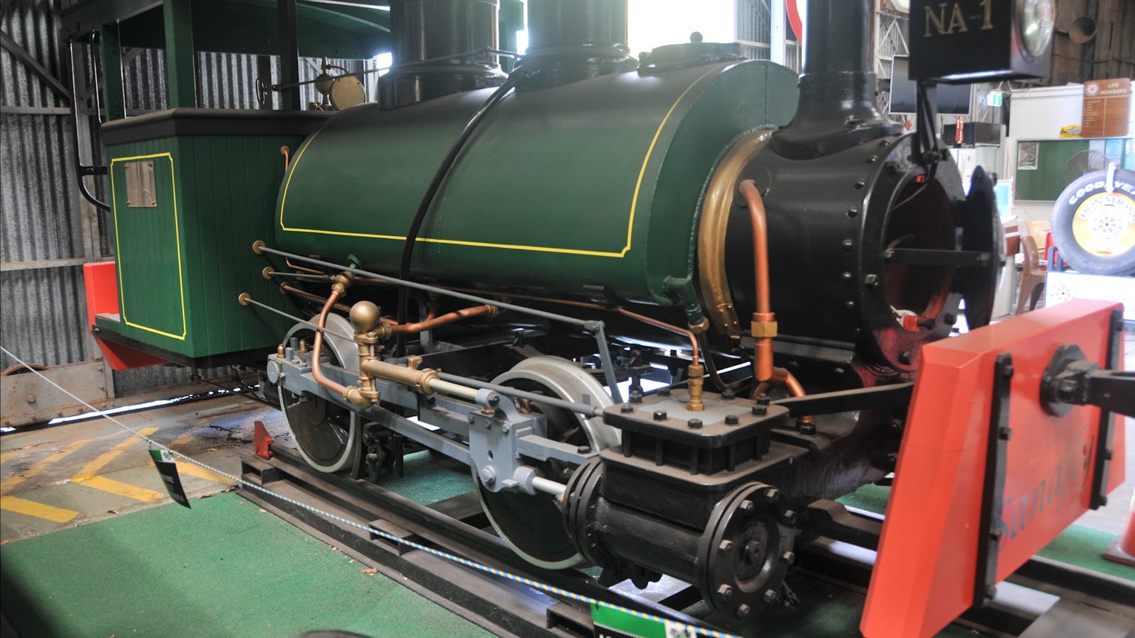 Sandfly NA1 Steam Locomotive