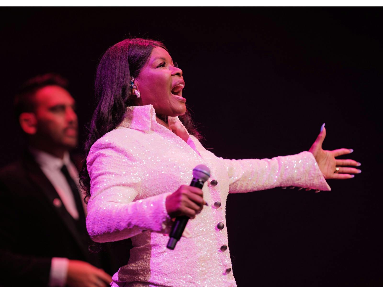 Marcia Hines performing