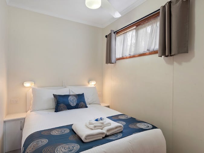 Deluxe Cabin Sleeps 4