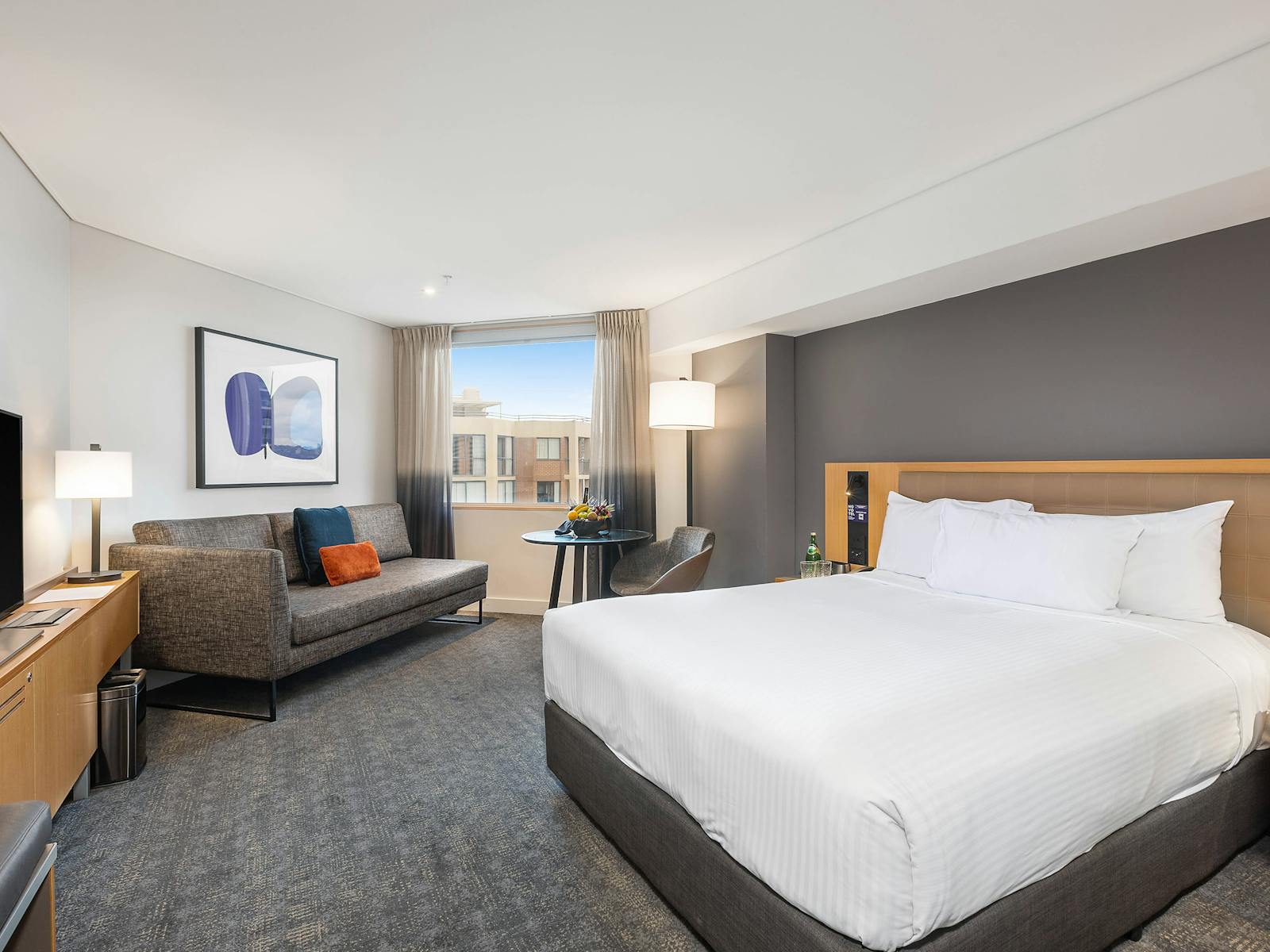 高級皮爾蒙特景觀房,配備 1 張大床