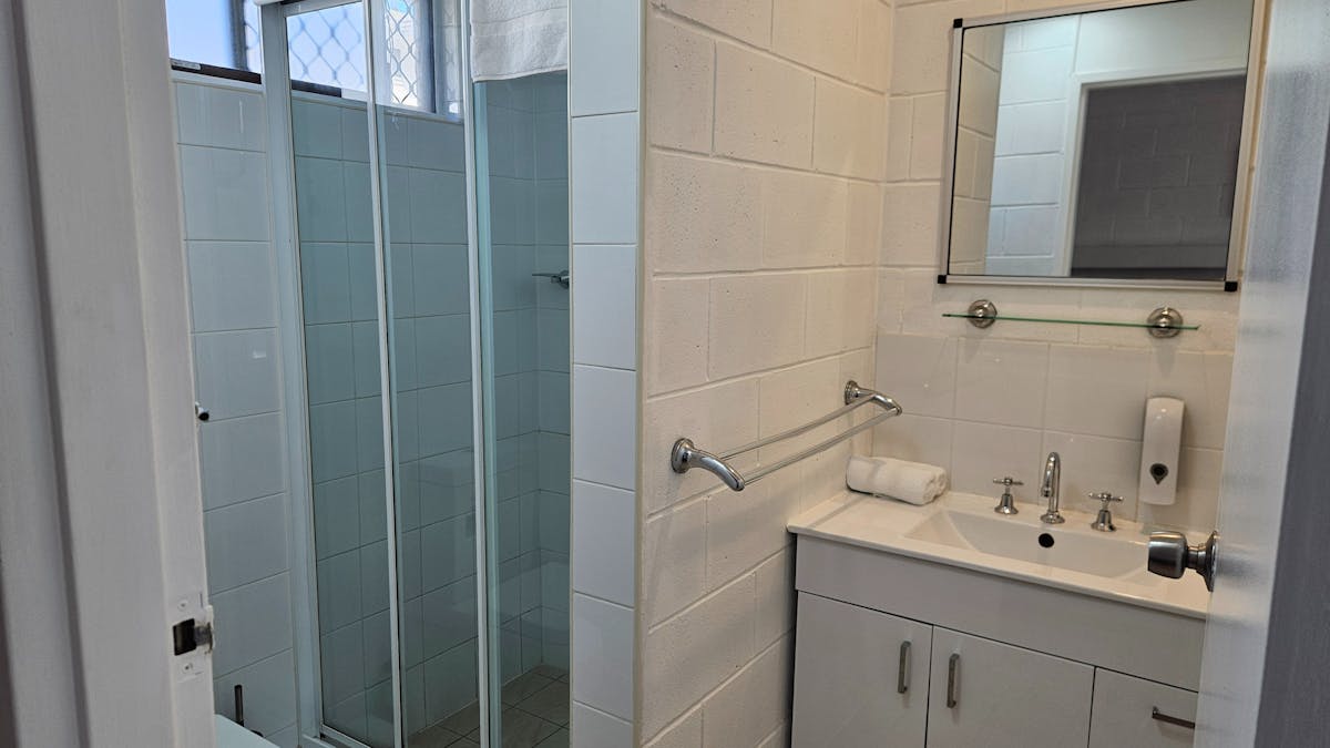 Ensuite