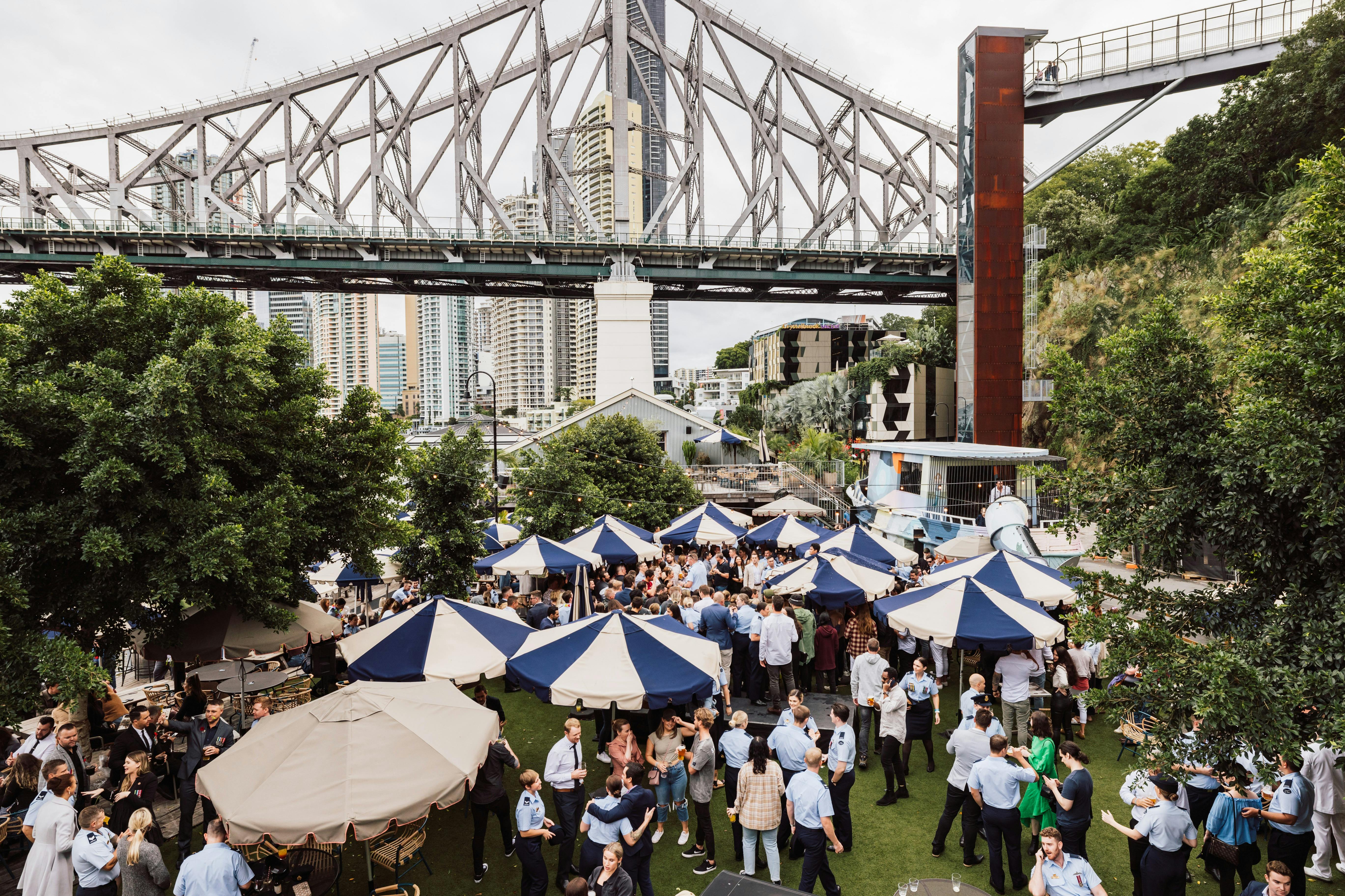 Crowds at Howard Smith Wharves
