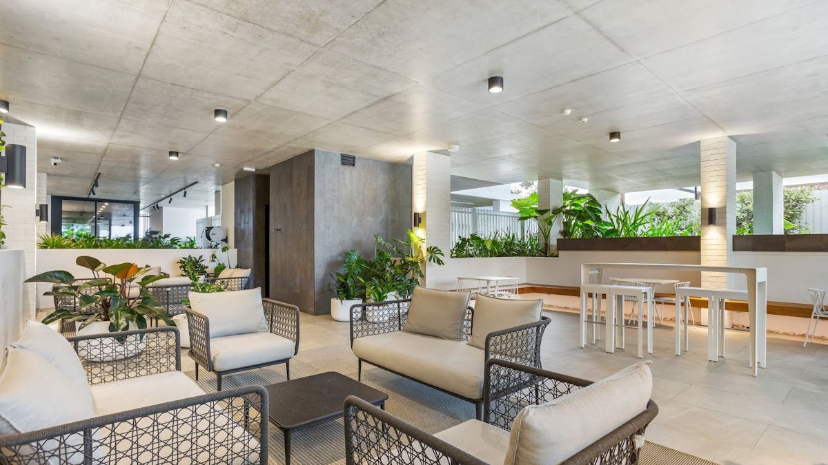 Avalon - Shared alfresco area