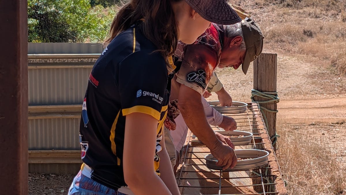 Family Fossicking