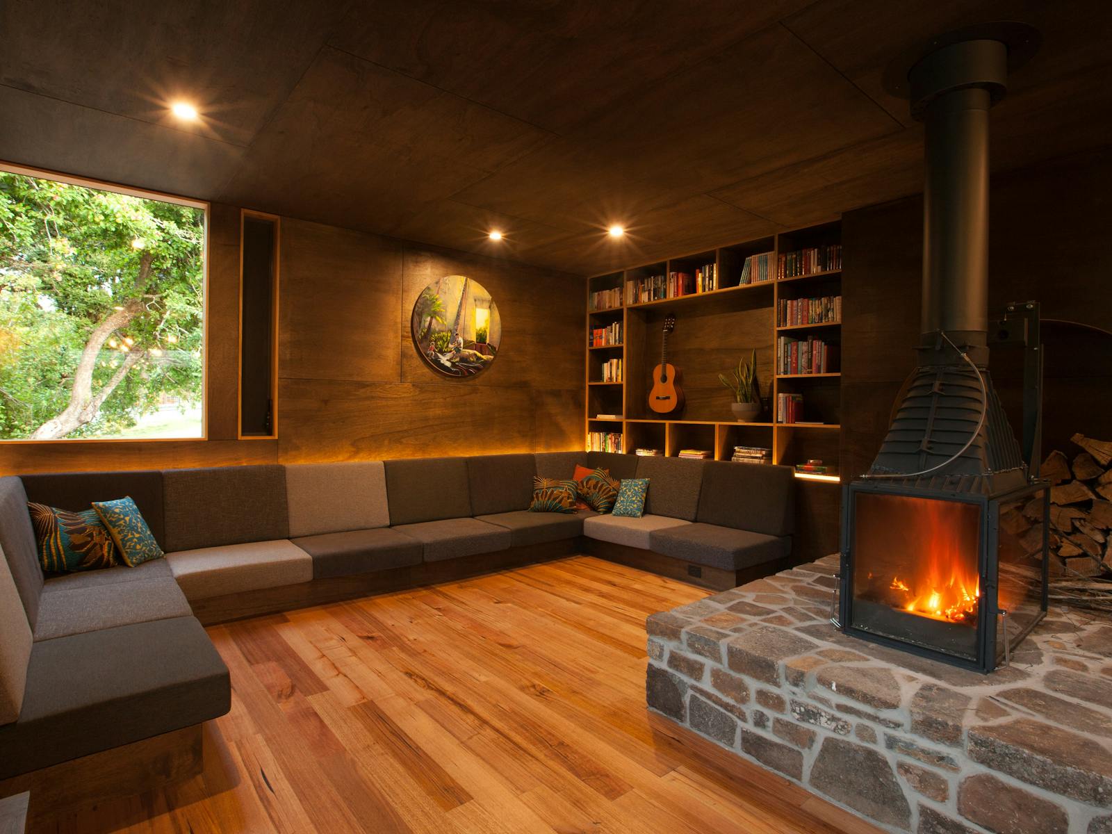 with a woodheater and plenty of room to sit together, read a book or play a game
