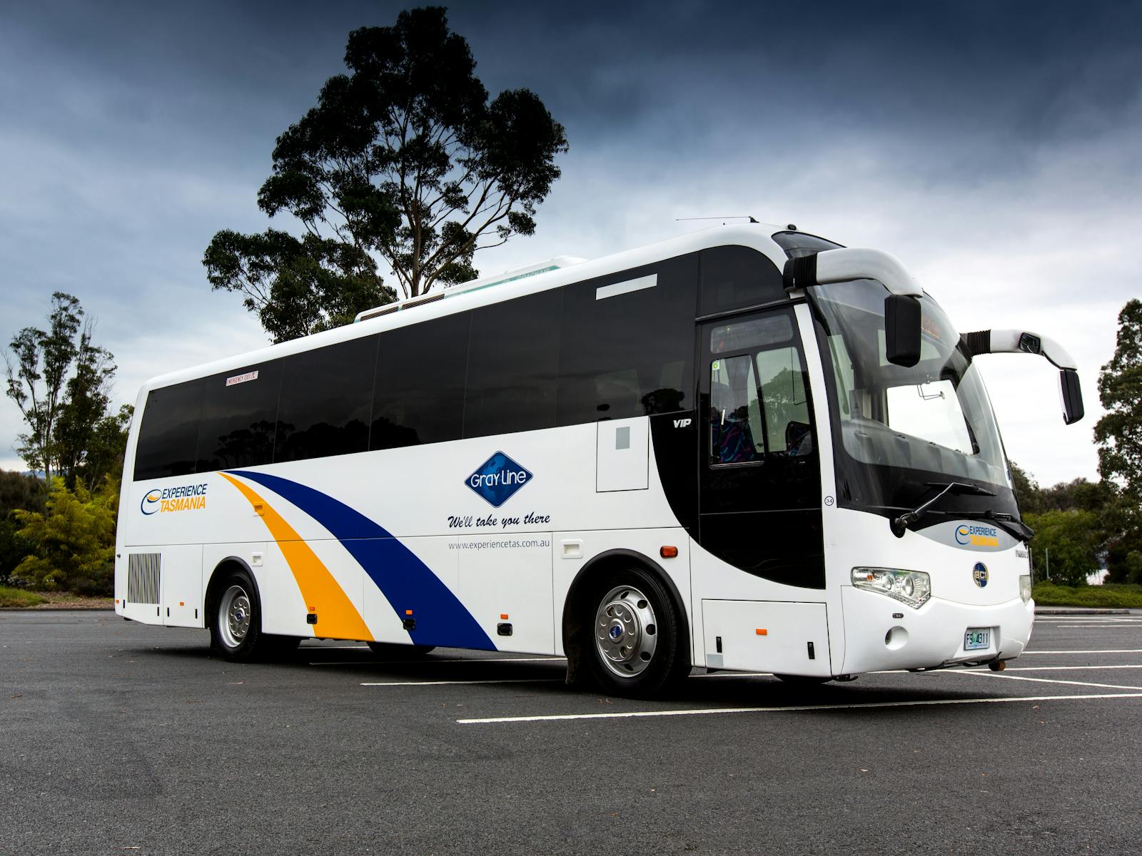 Touring coach