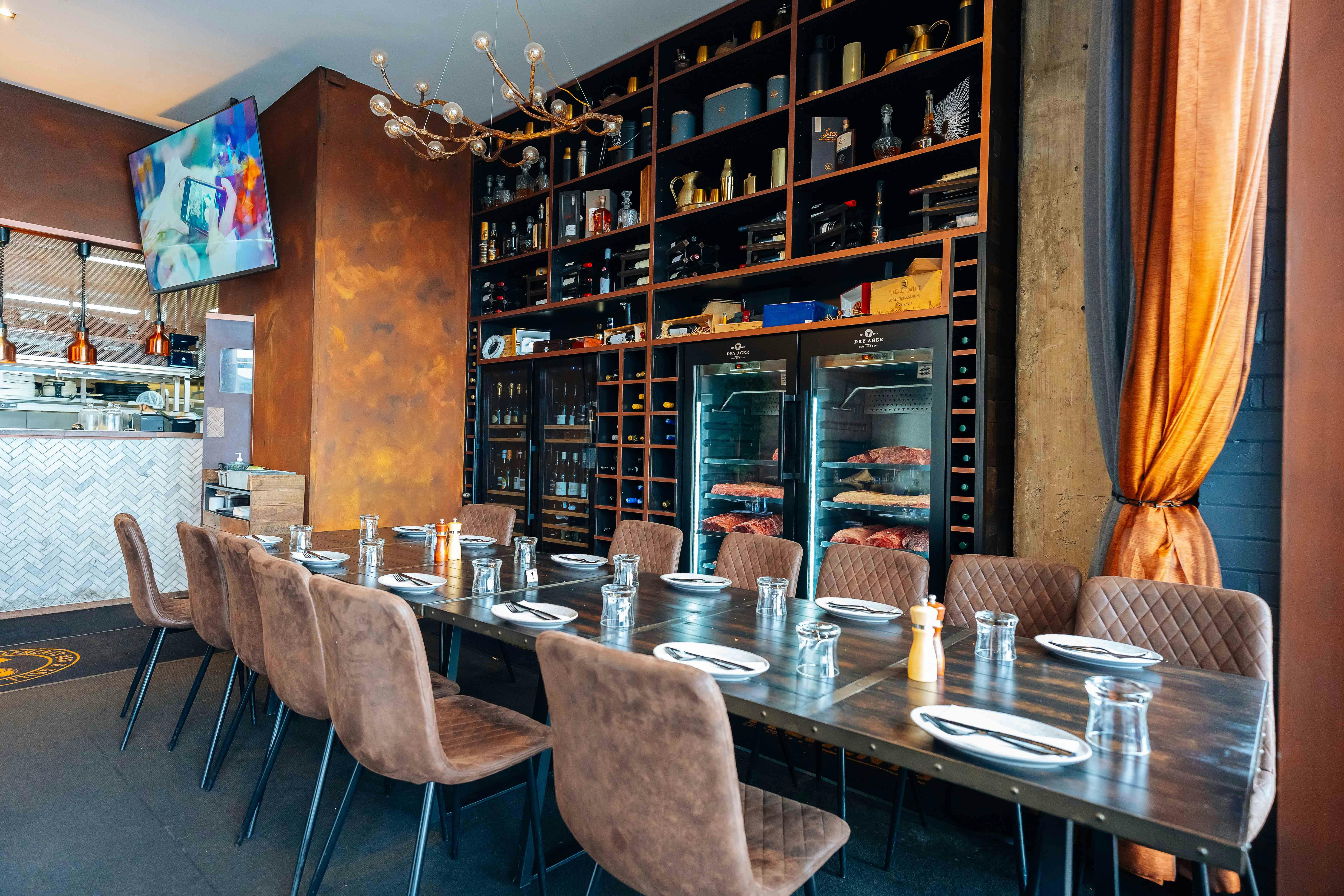 elements bar and grill