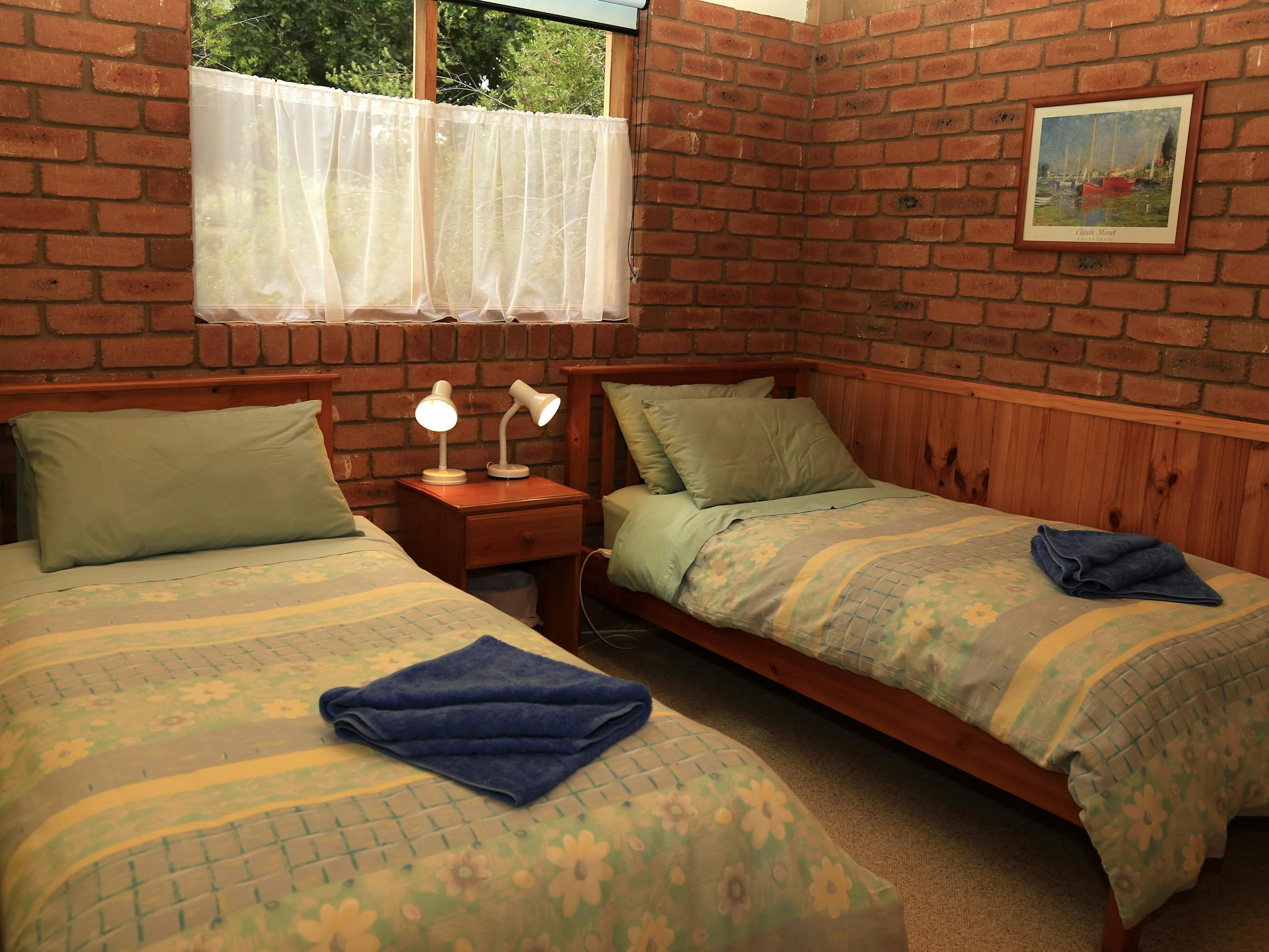 Cottage Daffodil's second bedroom