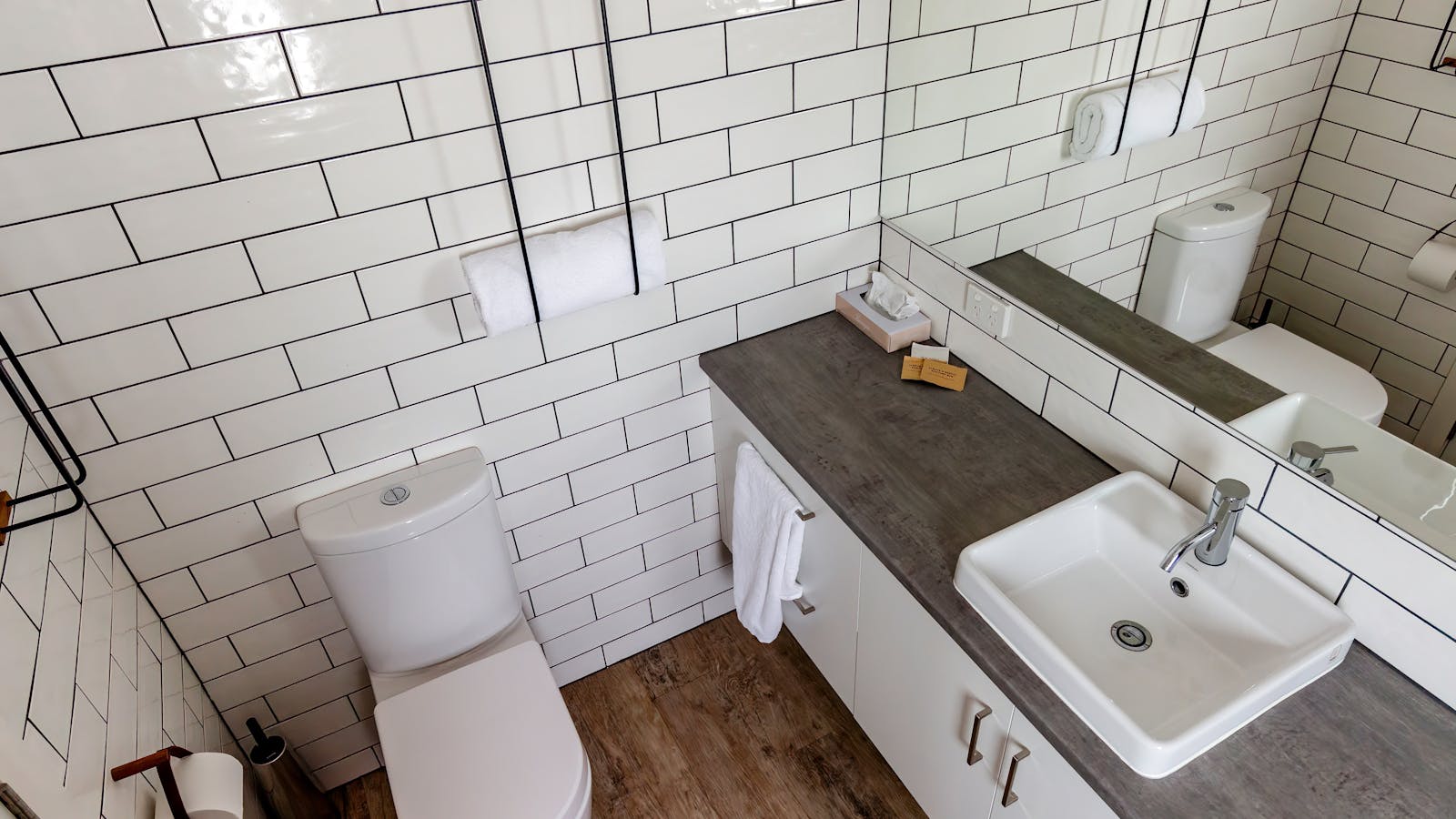 Ensuite bathrooms - The Tannery