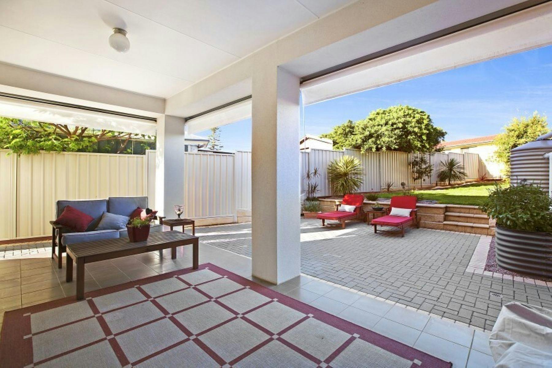 Christies Beach Exclusive Townhouse