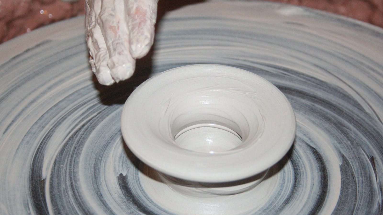 Image for Wheel throwing pottery class