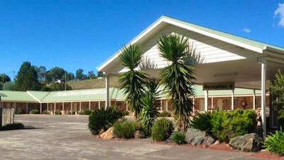 Tuckerbox Motor Inn