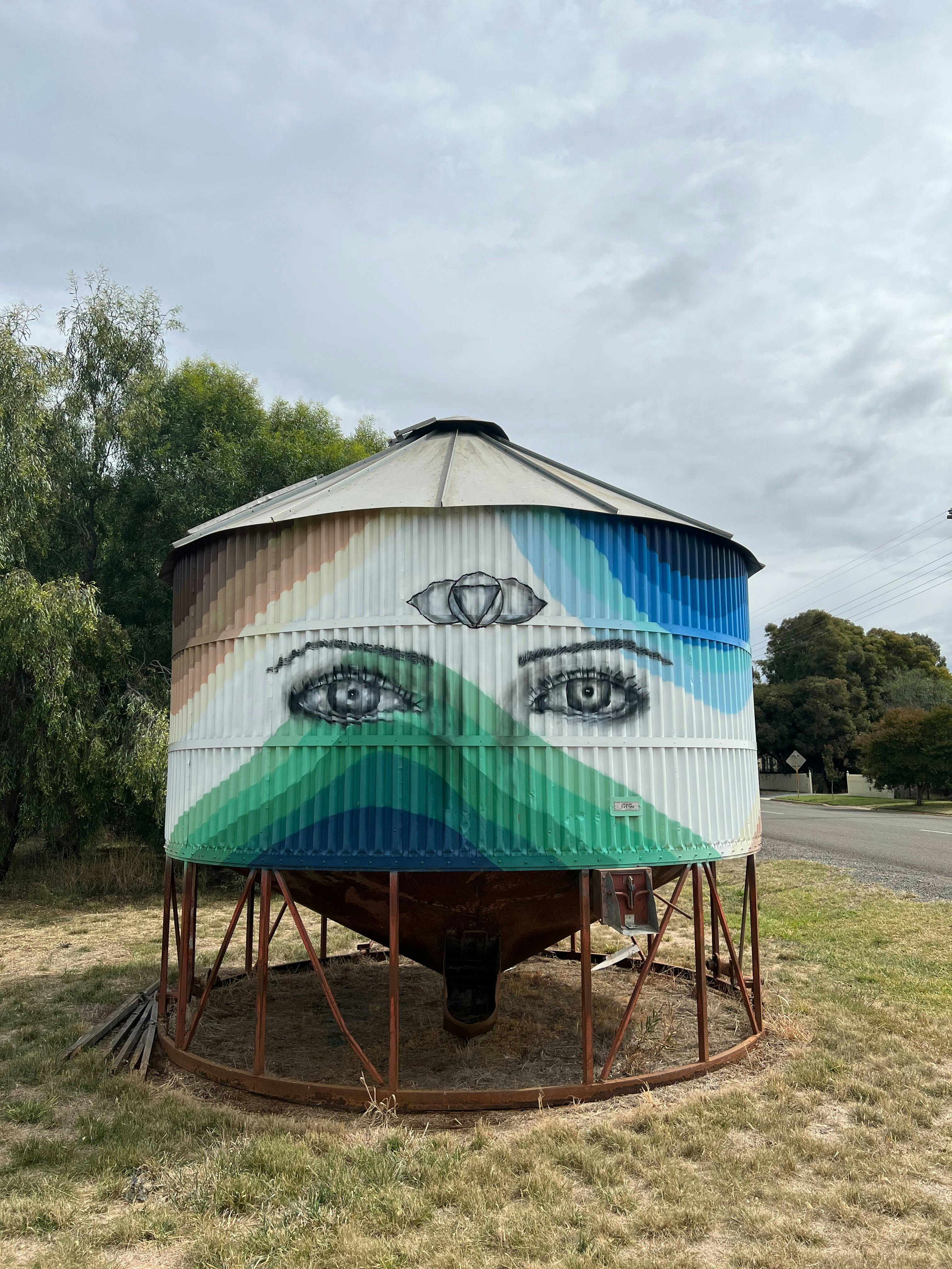 Nomadic Silo Art on the side of the main street in Dookie