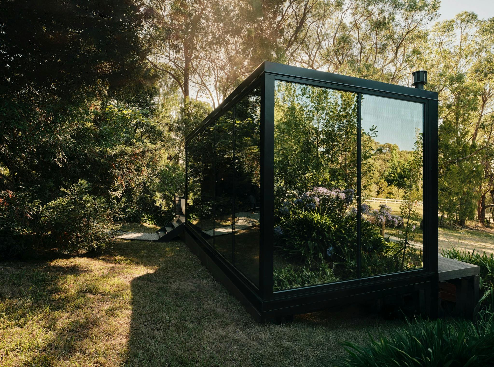 Mirror Home Yarra Valley