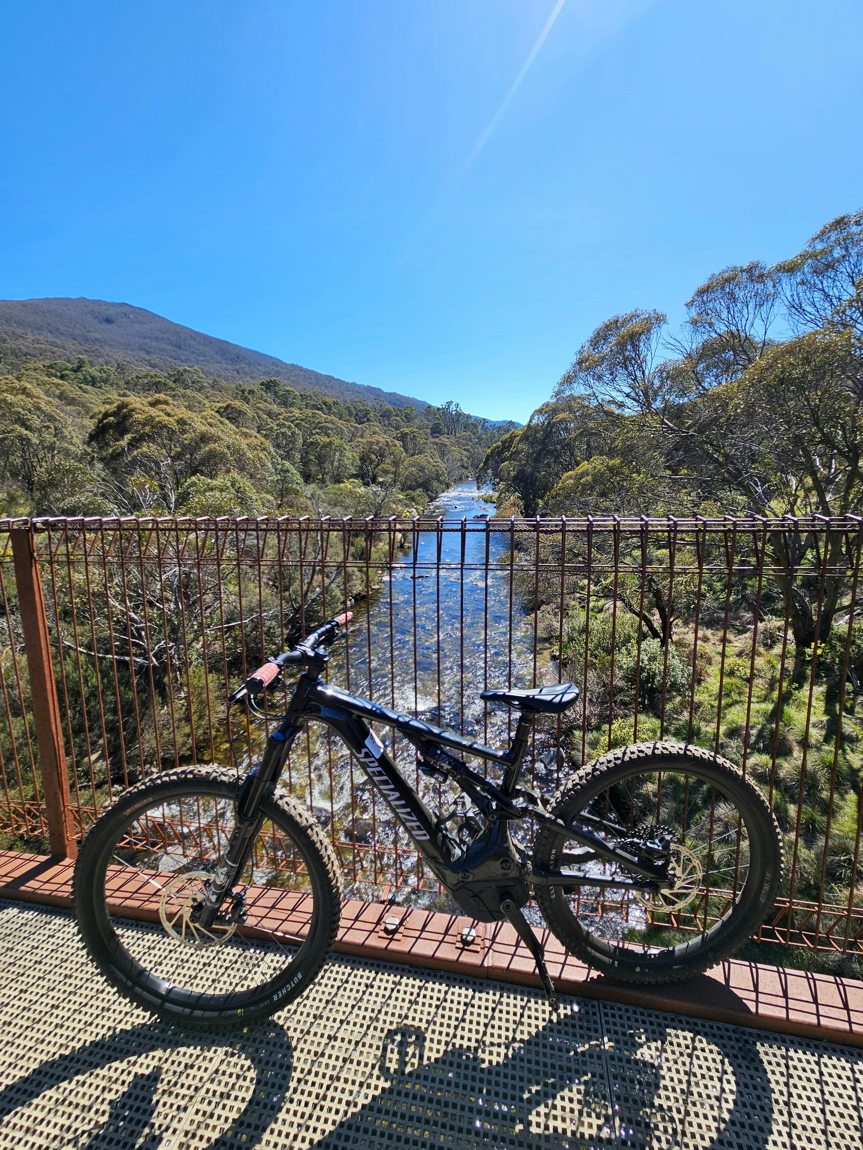 Harro's | Bike and Ski Rentals