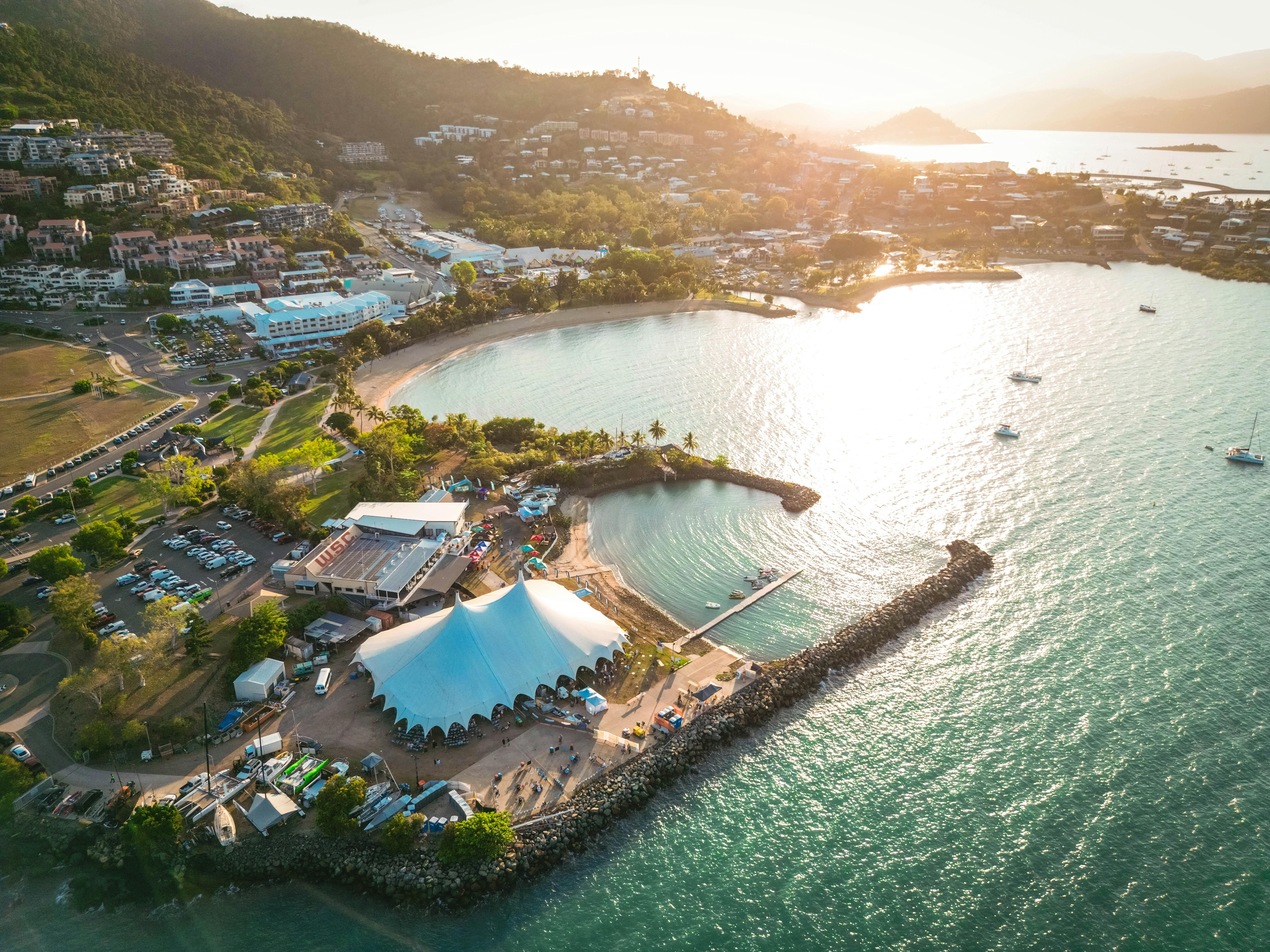 The festival right on the gateway to the reef.