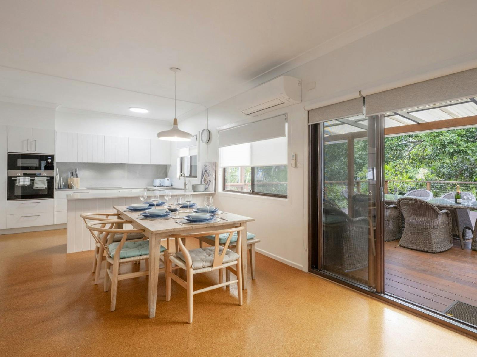 Kitchen/Dining Area