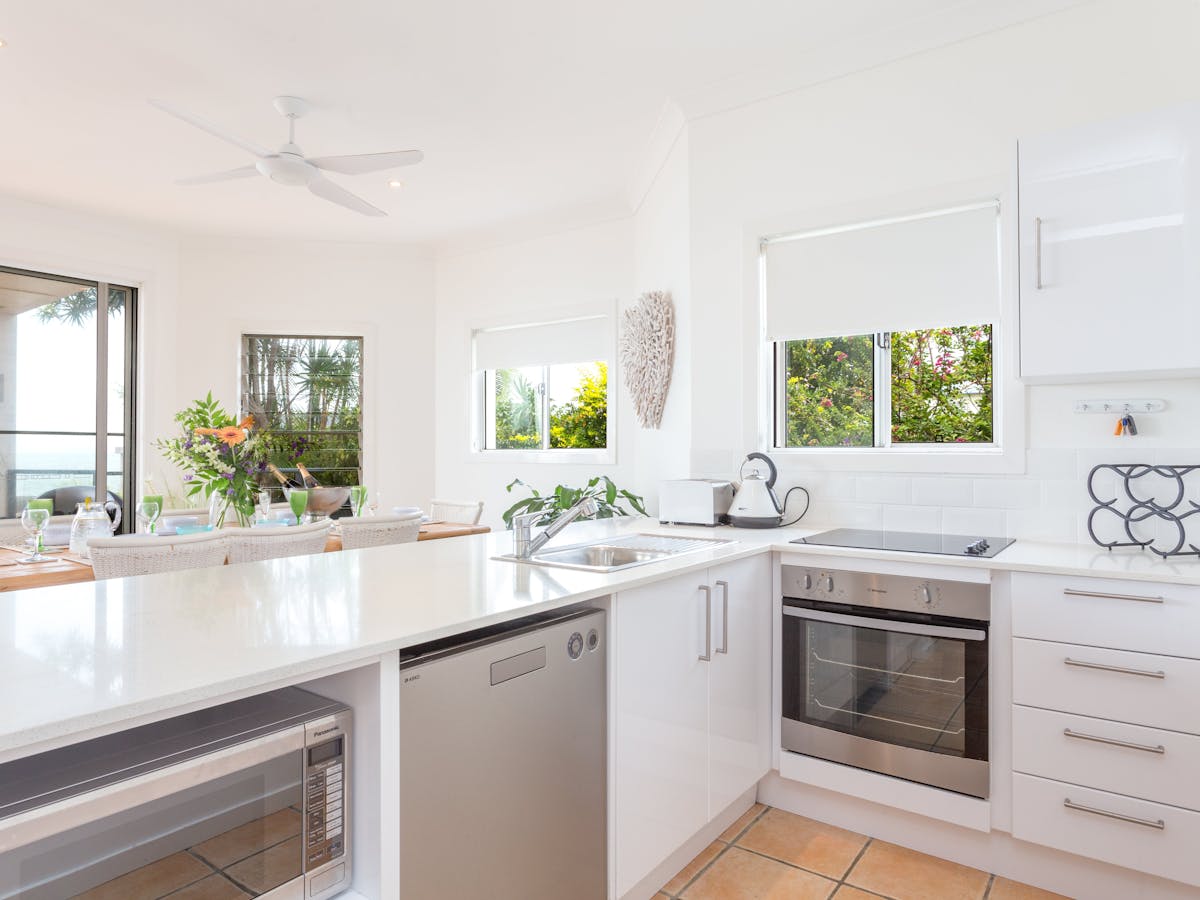 Fully contained kitchen overlooking Moreton Bay Fully contained kitchen overlooking Moreton Bay