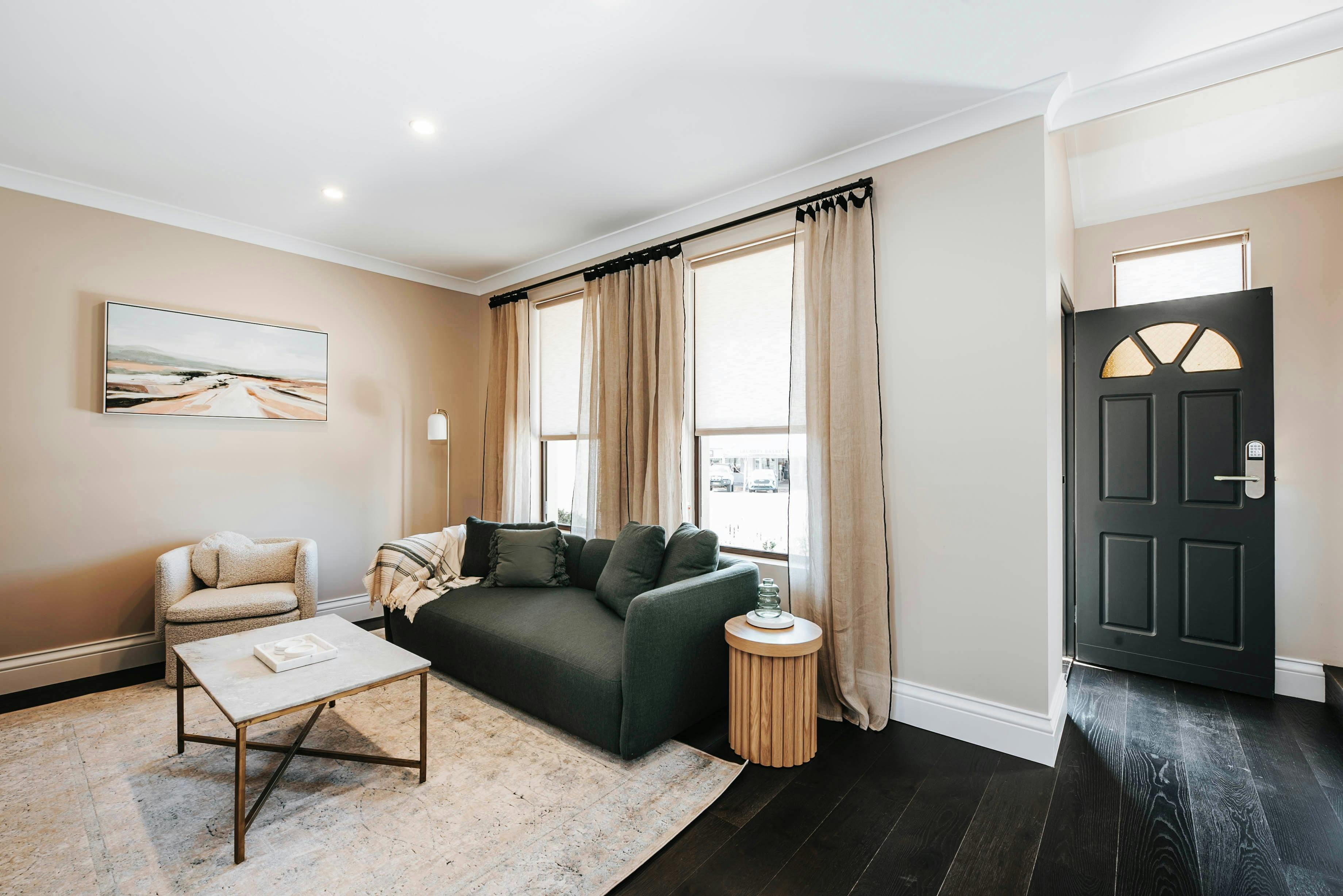 Contemporary lounge/living space