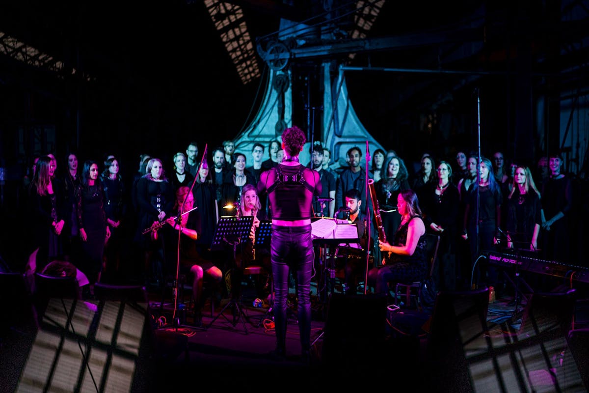 POLYPHONY CHOIR PERFORMS