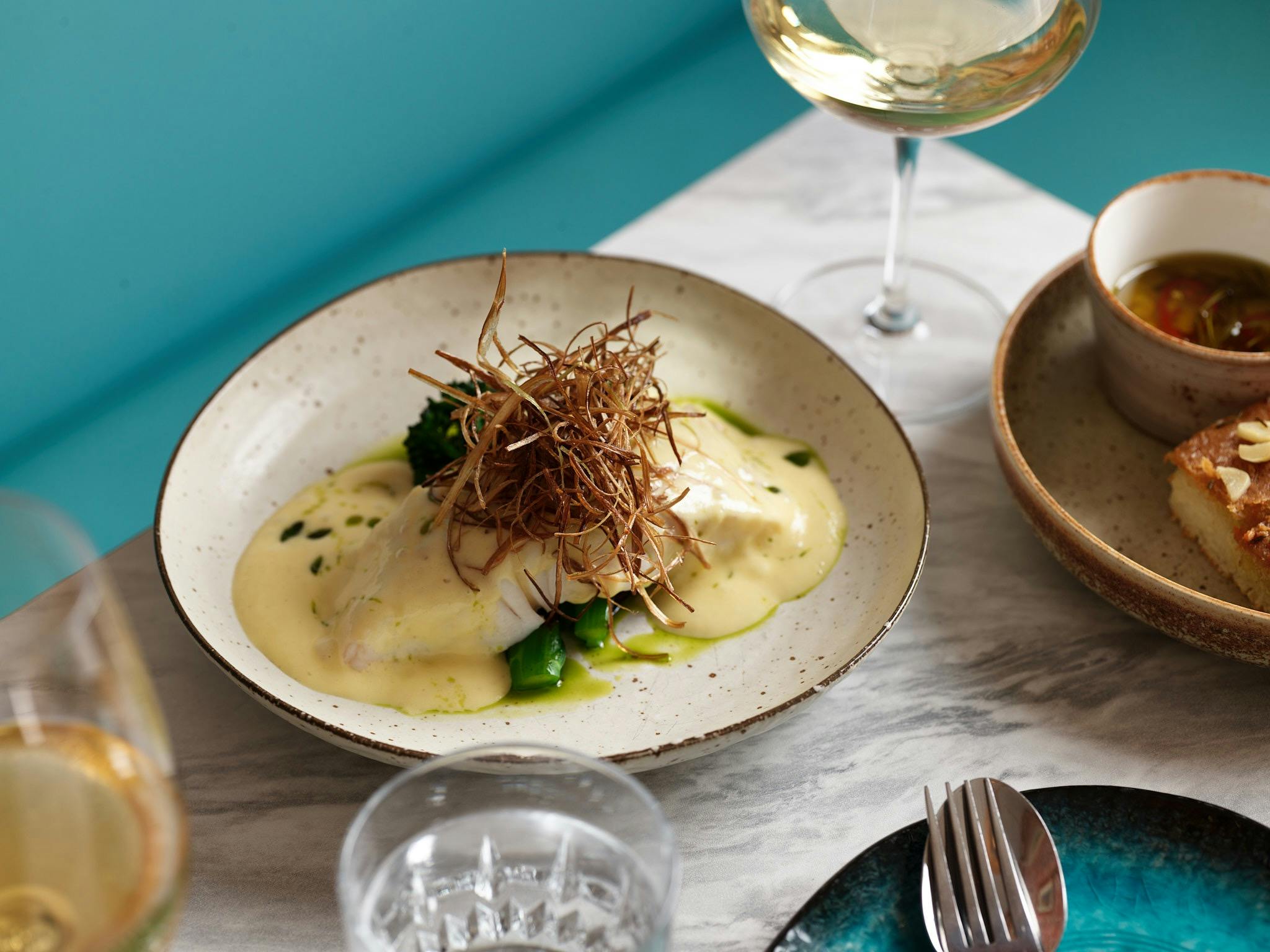 Bacari_蒸珊瑚鱒魚，綠花椰菜，香檳醬