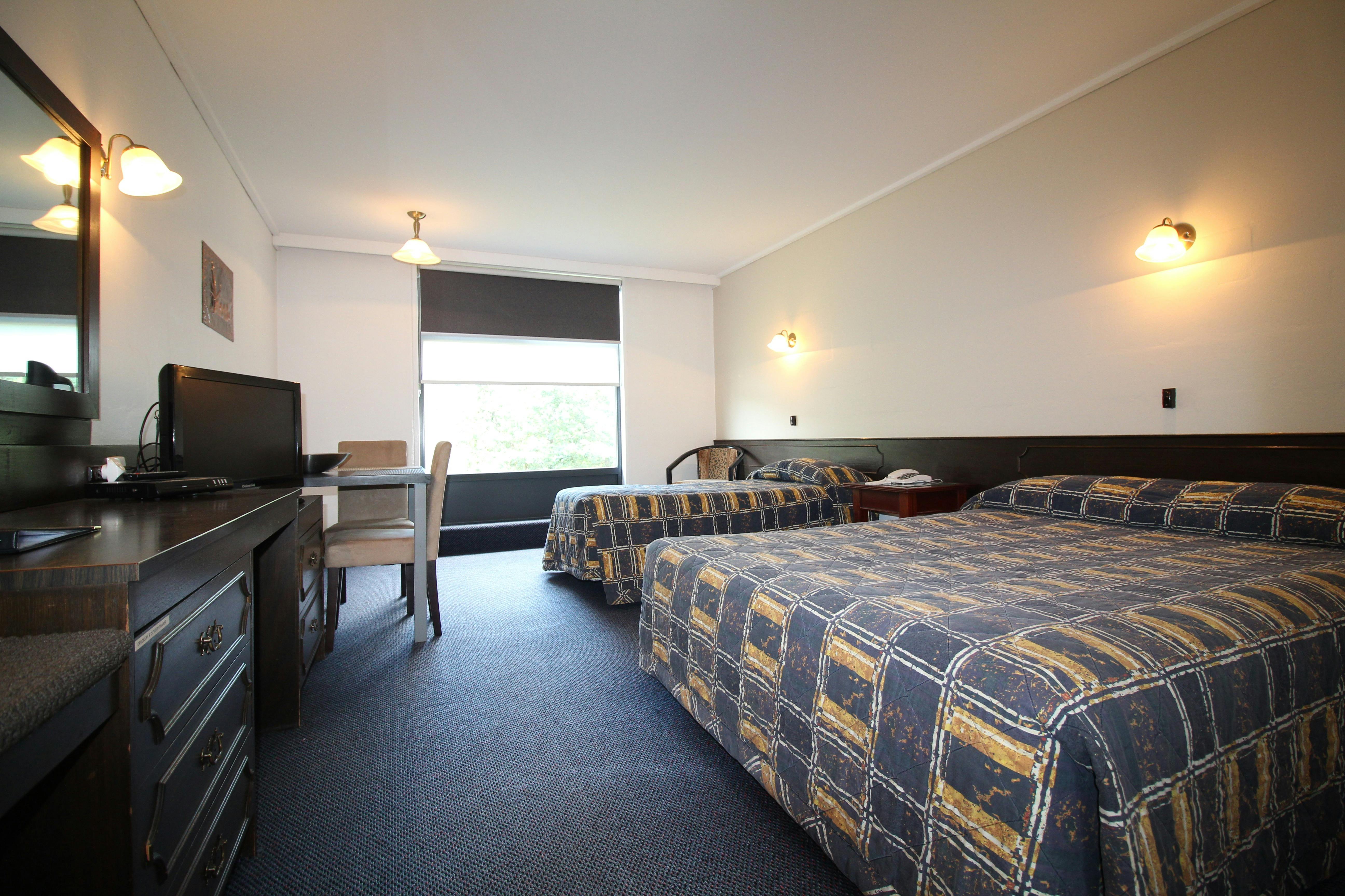 West Coaster Motel