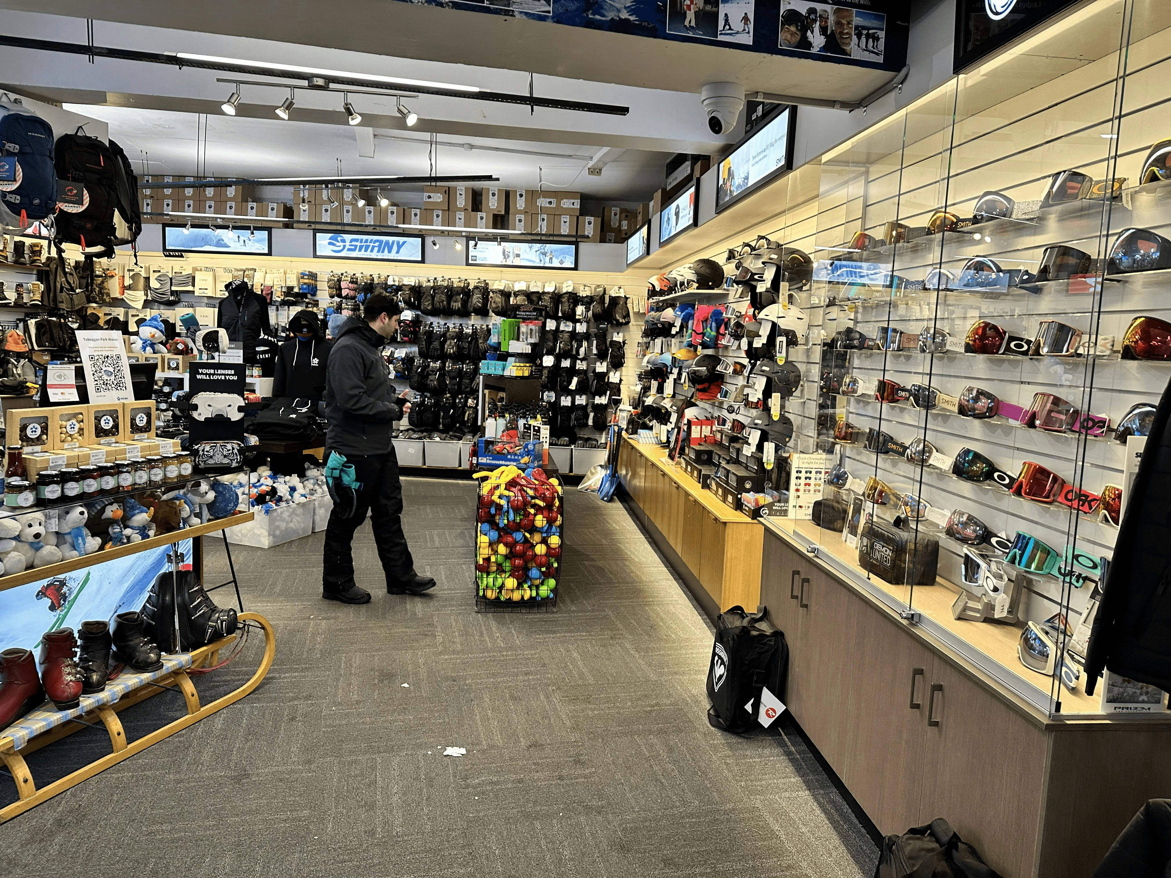 George's ski hire mount buller