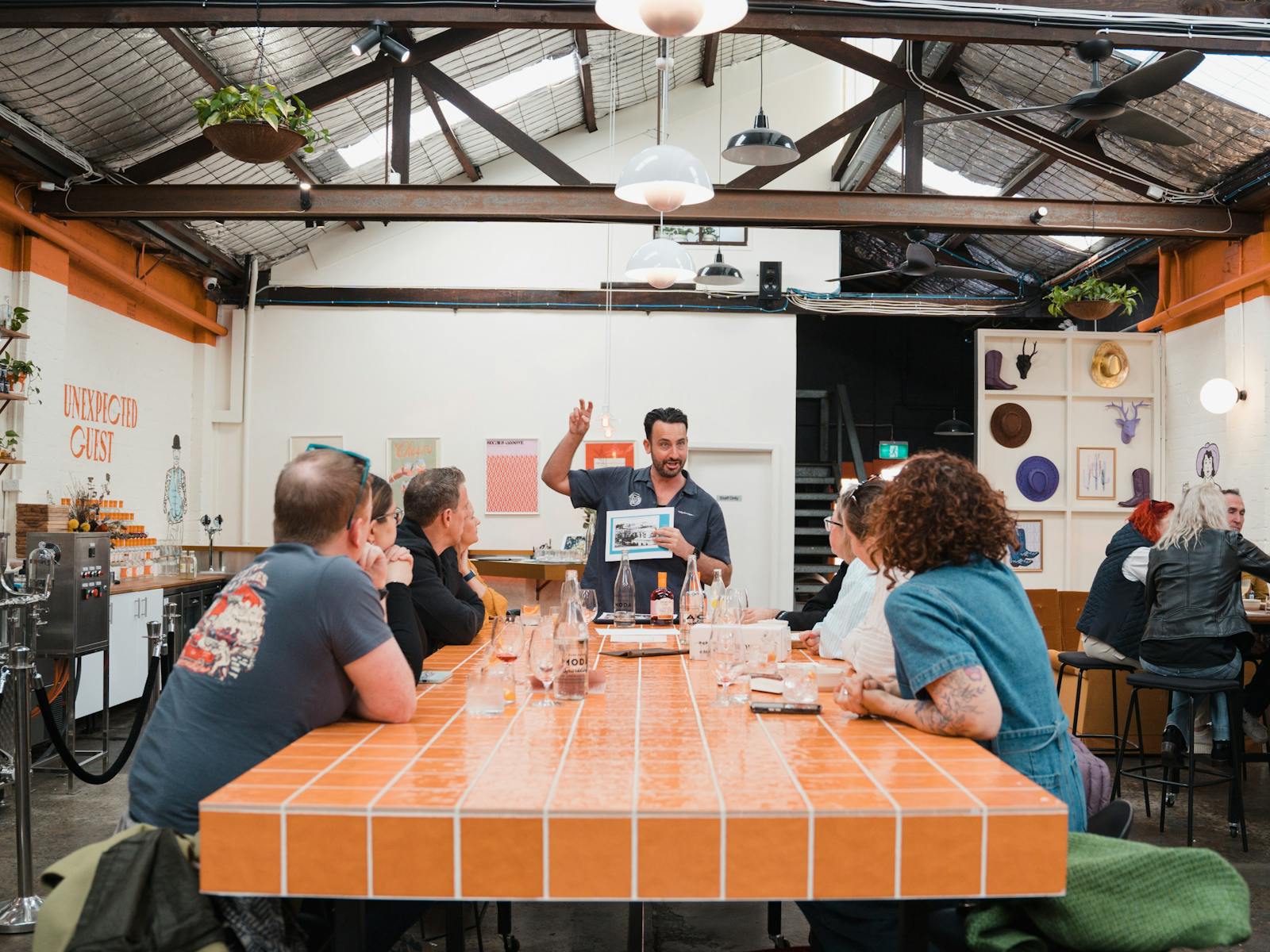 Leon Dalloway Distillery Gin Journey