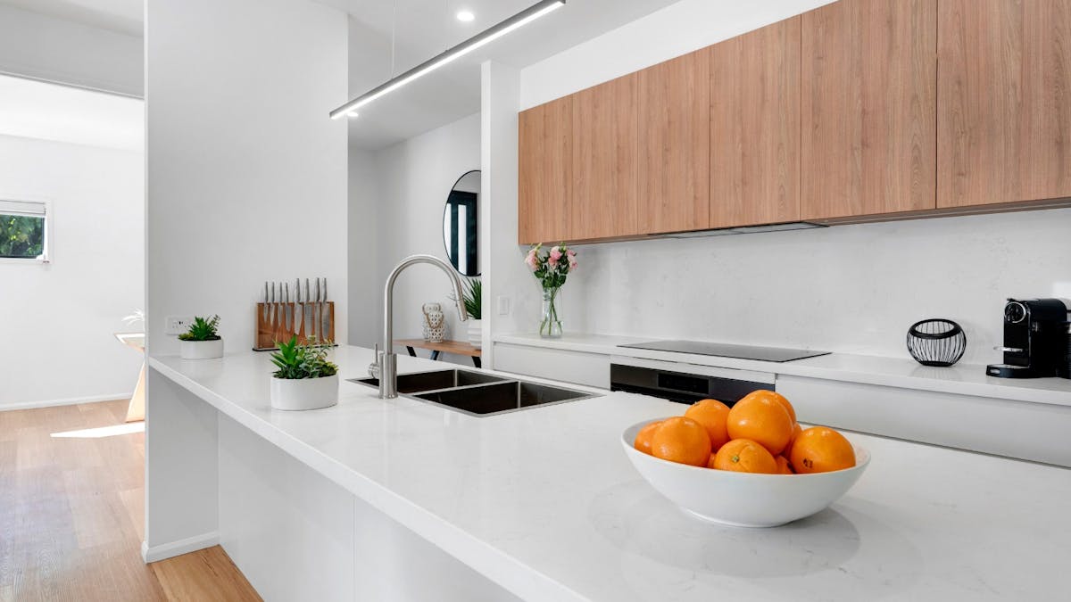 Fully equipped kitchen with walk-in pantry Fully equipped kitchen with walk-in pantry