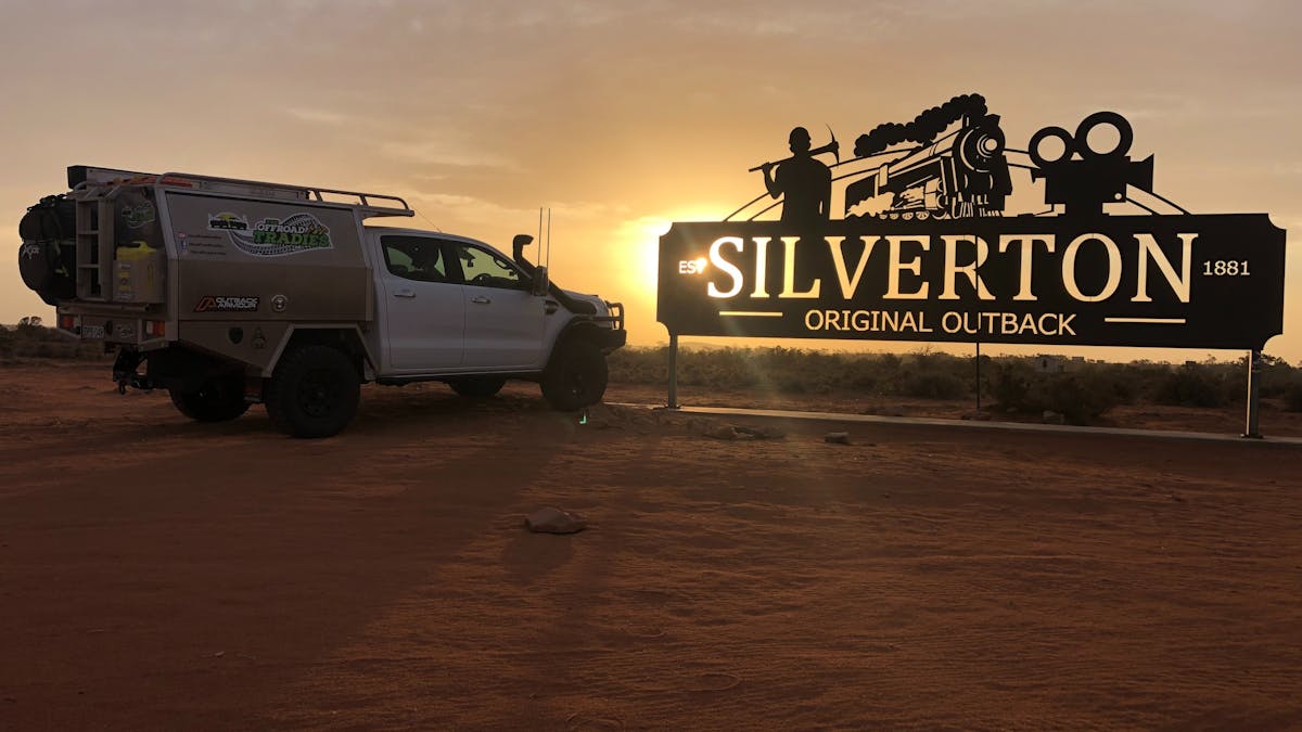Travel outback NSW from Broken Hill to White Cliffs and everywhere inbetween