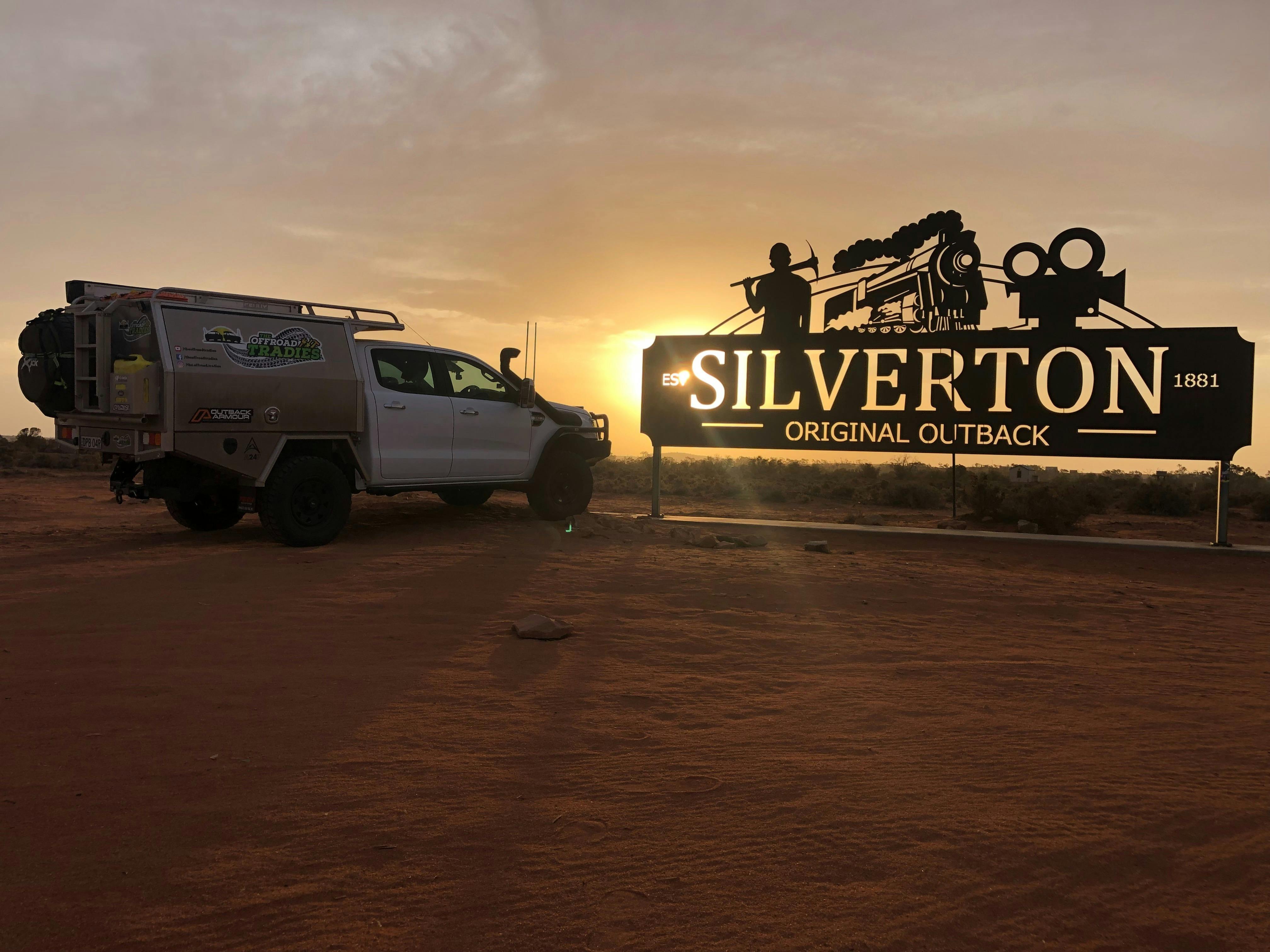 Travel outback NSW from Broken Hill to White Cliffs and everywhere inbetween