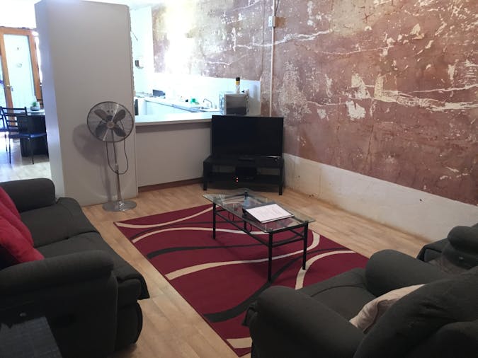 Underground Queen 2 bedroom Apartment