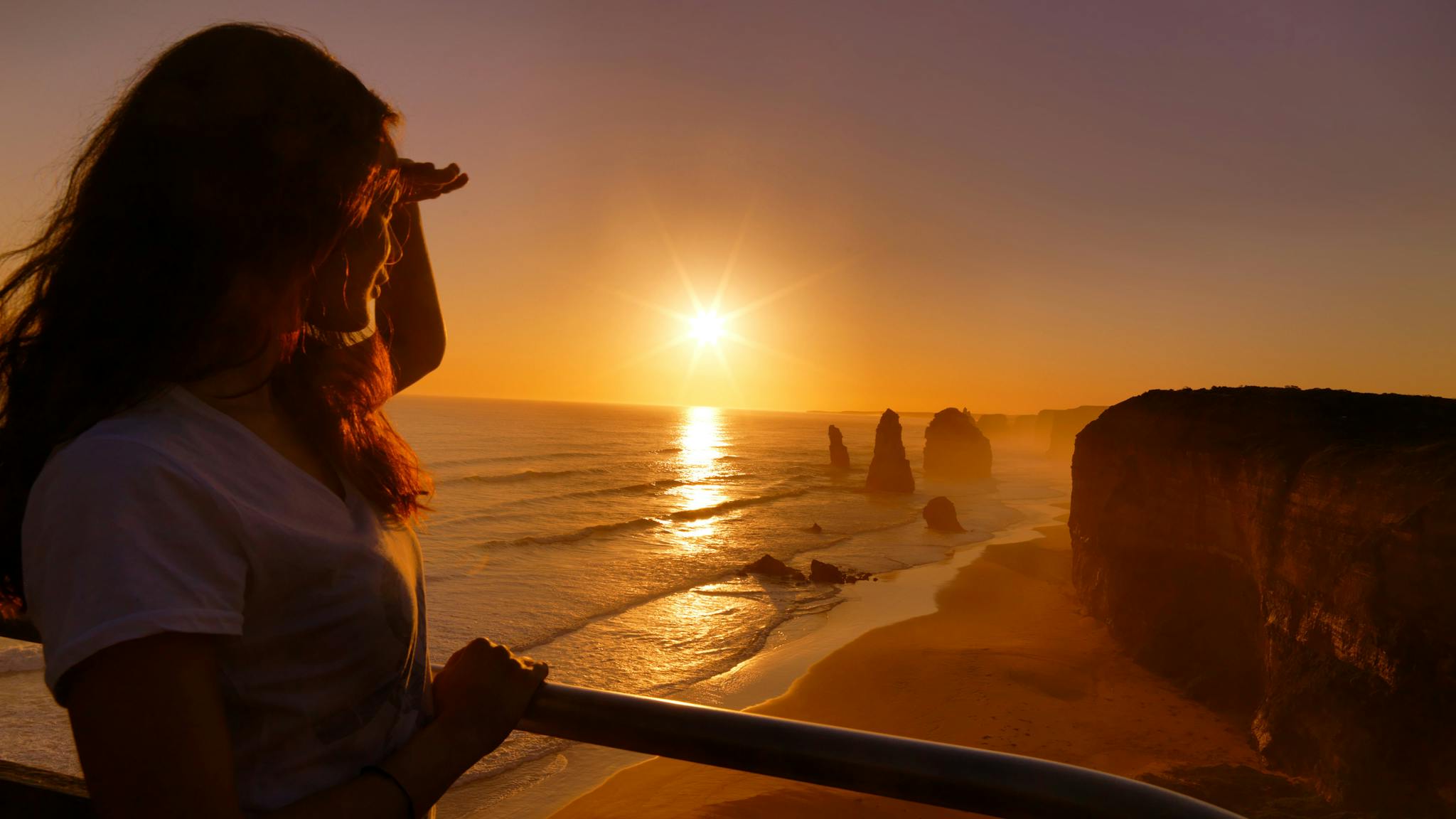 Sunset at the iconic Twelve Apostles