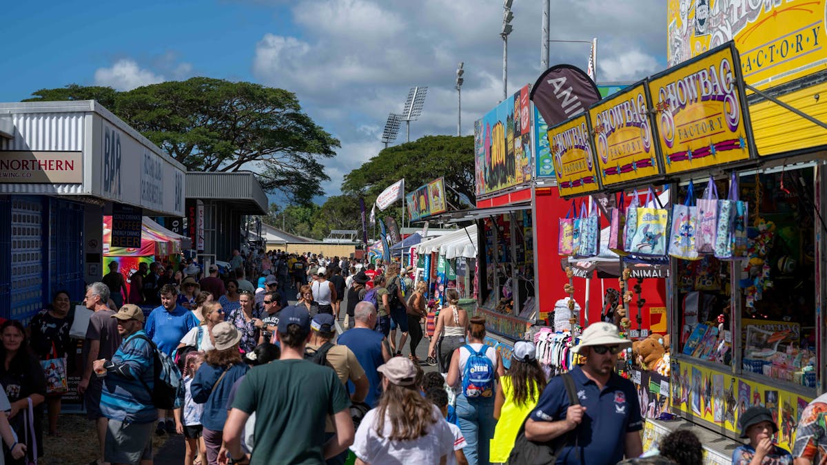 Cairns Show Crowd