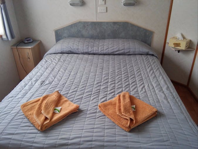 3 BEDROOM DELUXE CABIN