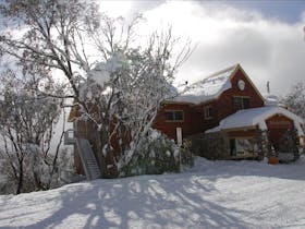Summit Ridge Alpine Lodge