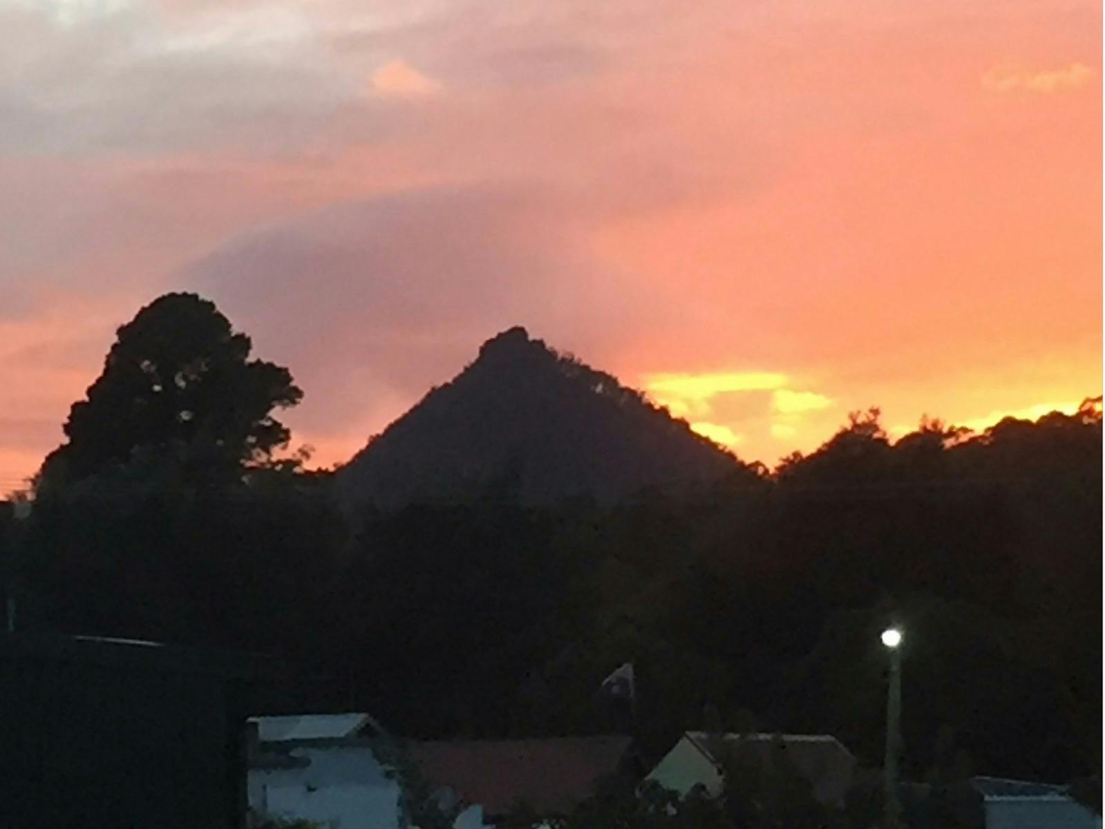 Sunrise image of mtn St Paddys Head