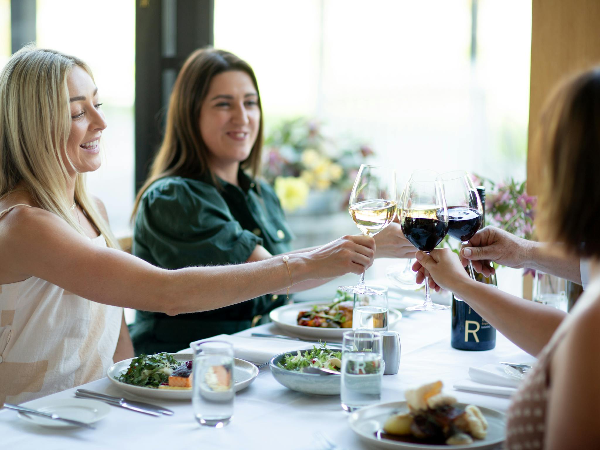 Dine in Isabella's Restaurant