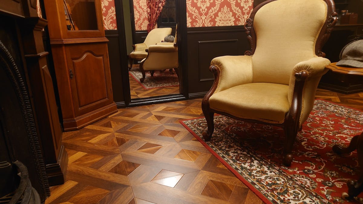 A 19th century Sherlock Holmes experience