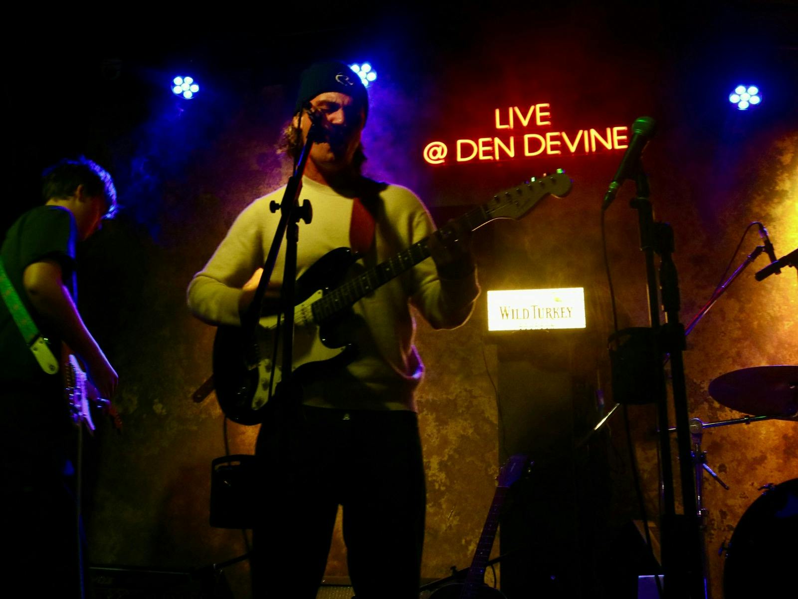 Rock Pop n' Parmi Night - Den Devine Broadbeach