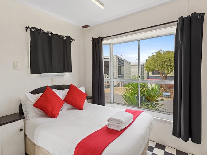 Budget Cabin sleeps five