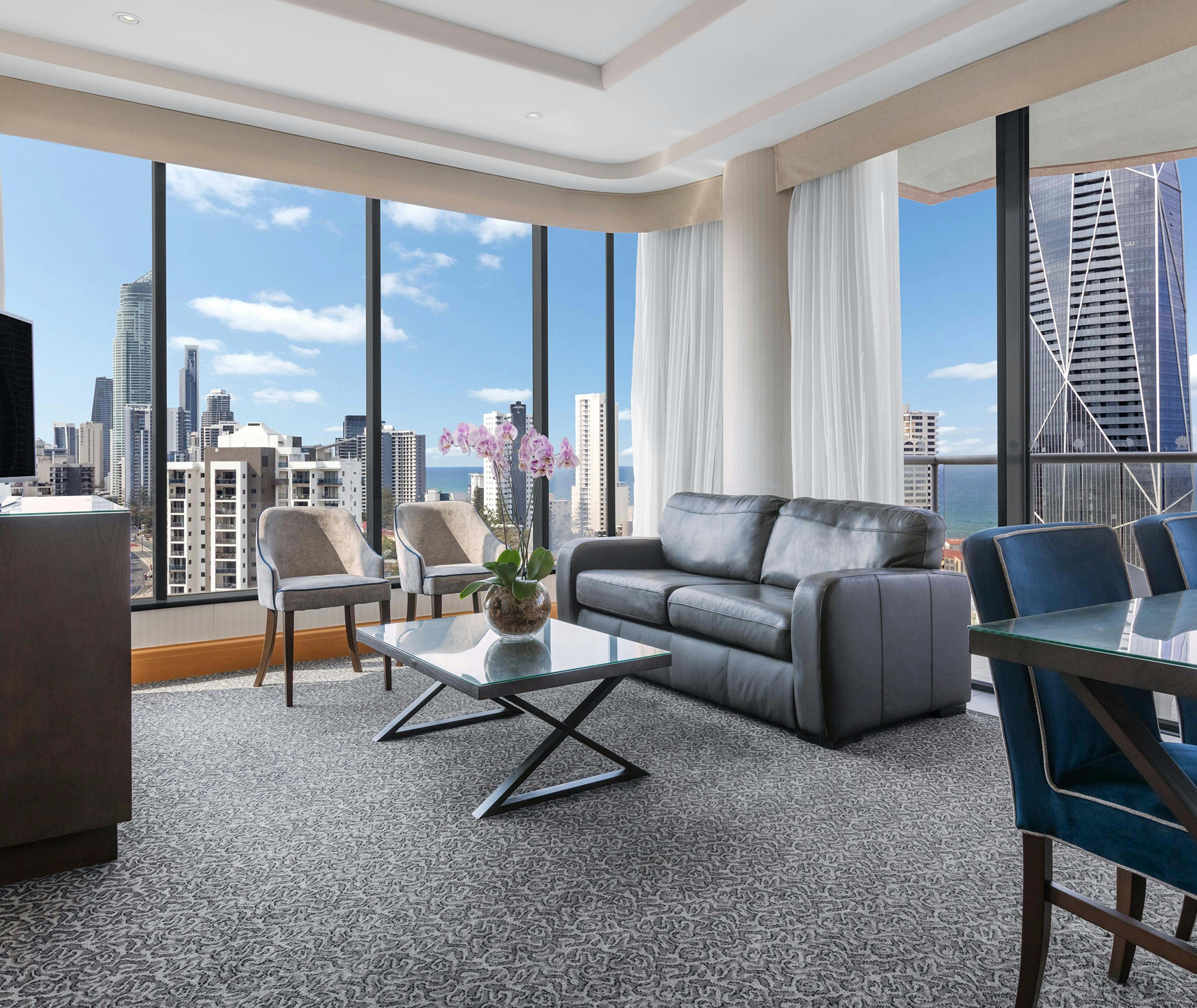 Oaks Gold Coast Hotel